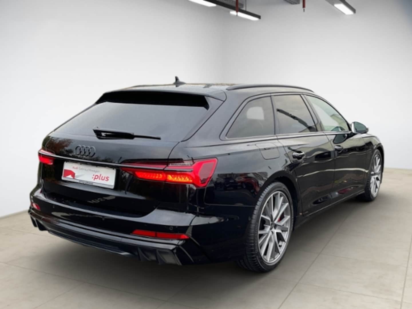 Bild über Audi S6 Avant TDI quattro tiptronic - für weitere Informationen kontaktieren Sie den Audi Partner