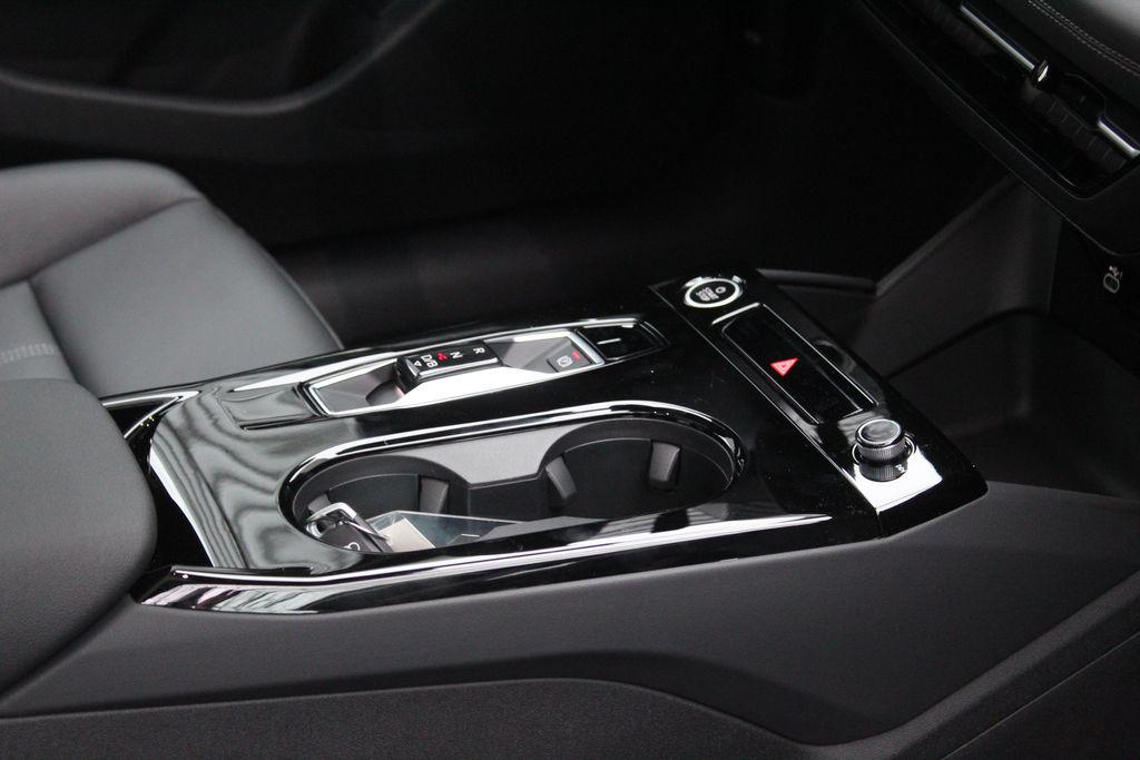 2025 Audi A6 Sportback e-tron Premium - Photo 22