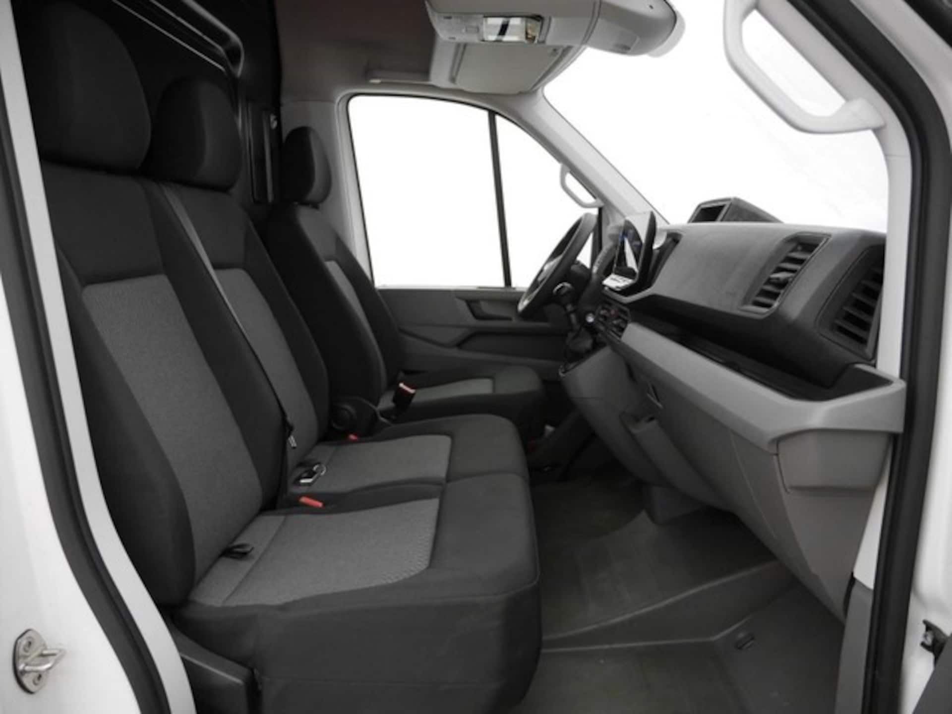 Volkswagen Crafter Kasten langer Radstand