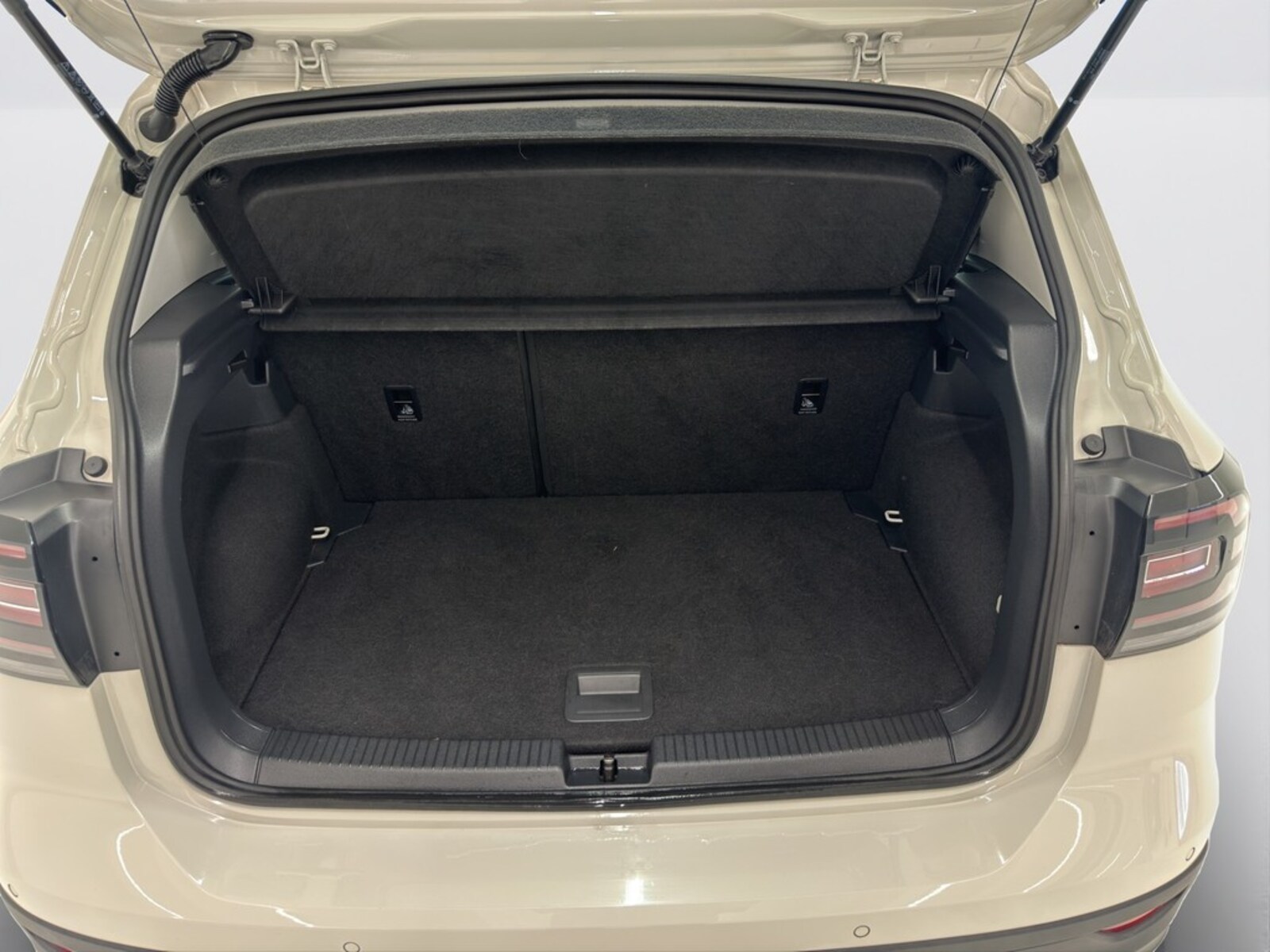 Volkswagen T-Cross – Bild 18