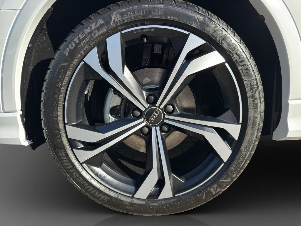 Image about Audi Q3 S line 35 TFSI S tronic