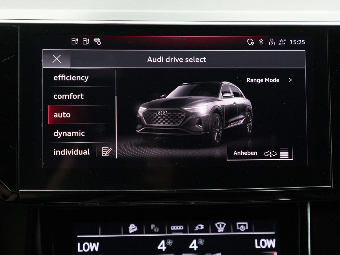 Image about Audi Q8 e-tron S line 50 e-tron quattro