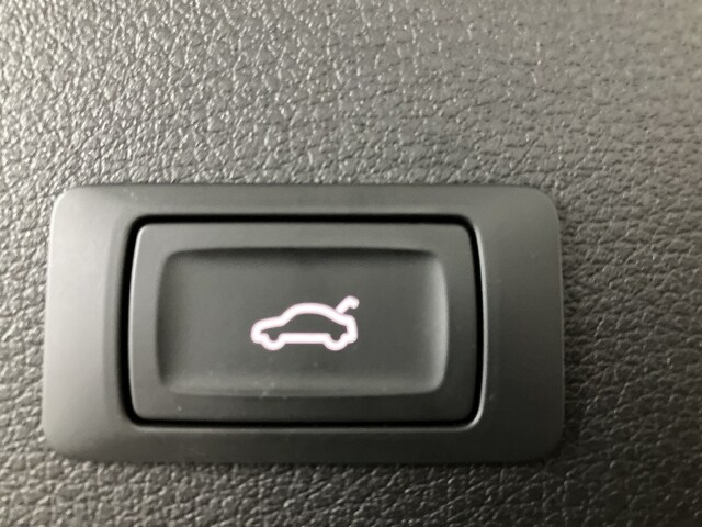 Image about Audi e-tron advanced 55 quattro