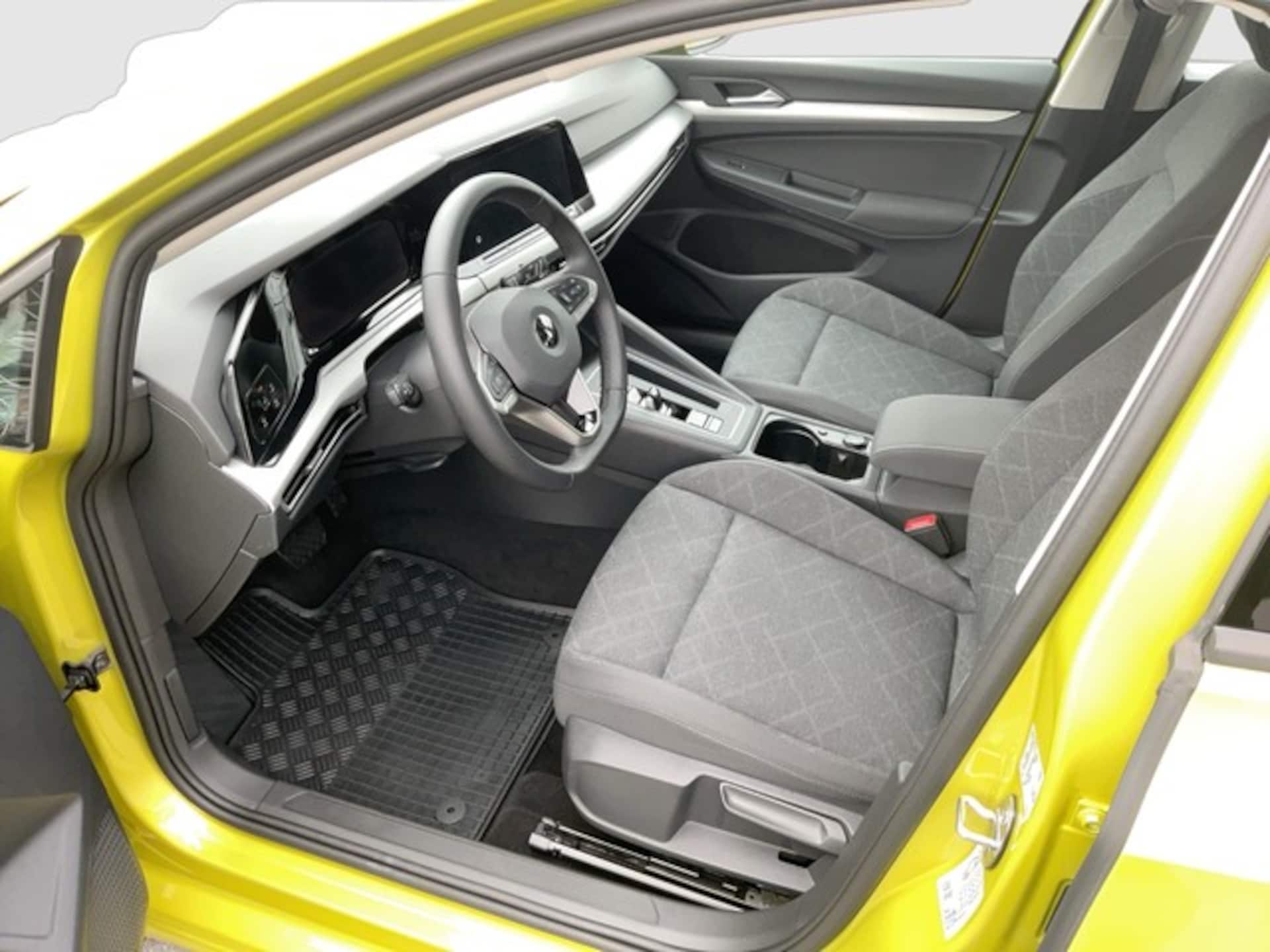 Volkswagen Golf Life
