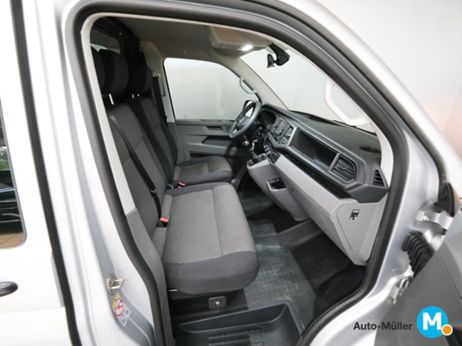 Volkswagen T6.1 Transporter Kasten kurzer Radstand – Bild 9