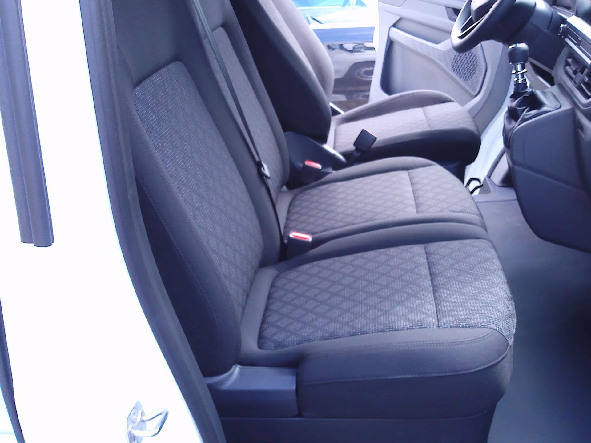 Volkswagen Transporter Kasten kurzer Radstand
