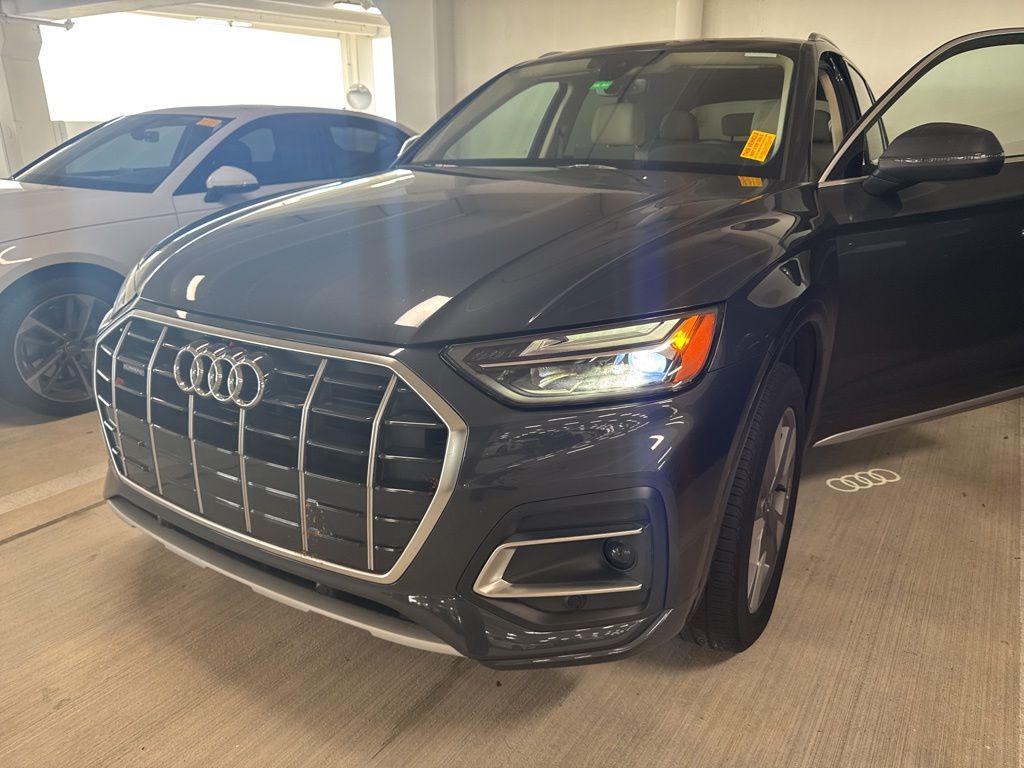 2023 Audi Q5 40 Premium's photo
