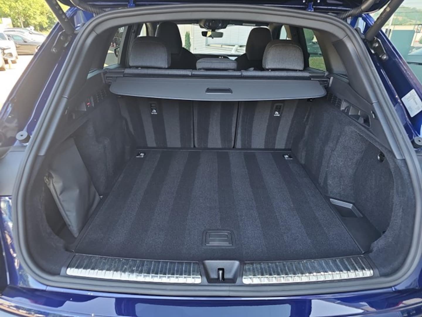 Bild über Audi Q5 SUV TFSI quattro 150 kW S tronic - für weitere Informationen kontaktieren Sie den Audi Partner