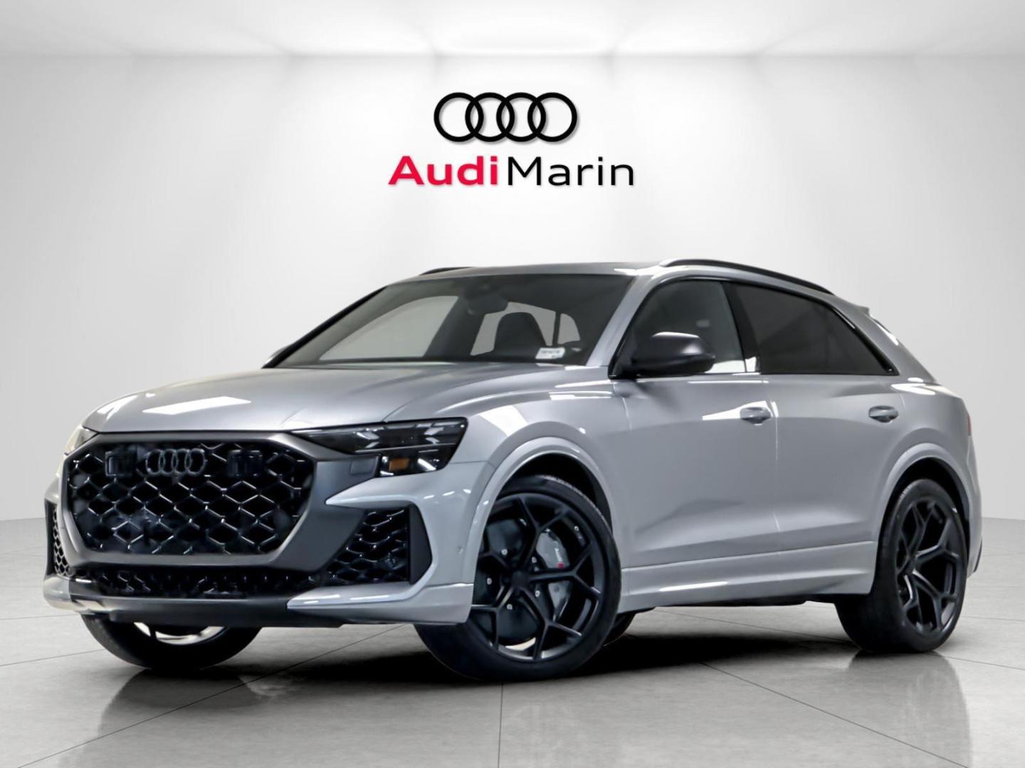 2026 Audi RS Q8 -'s photo