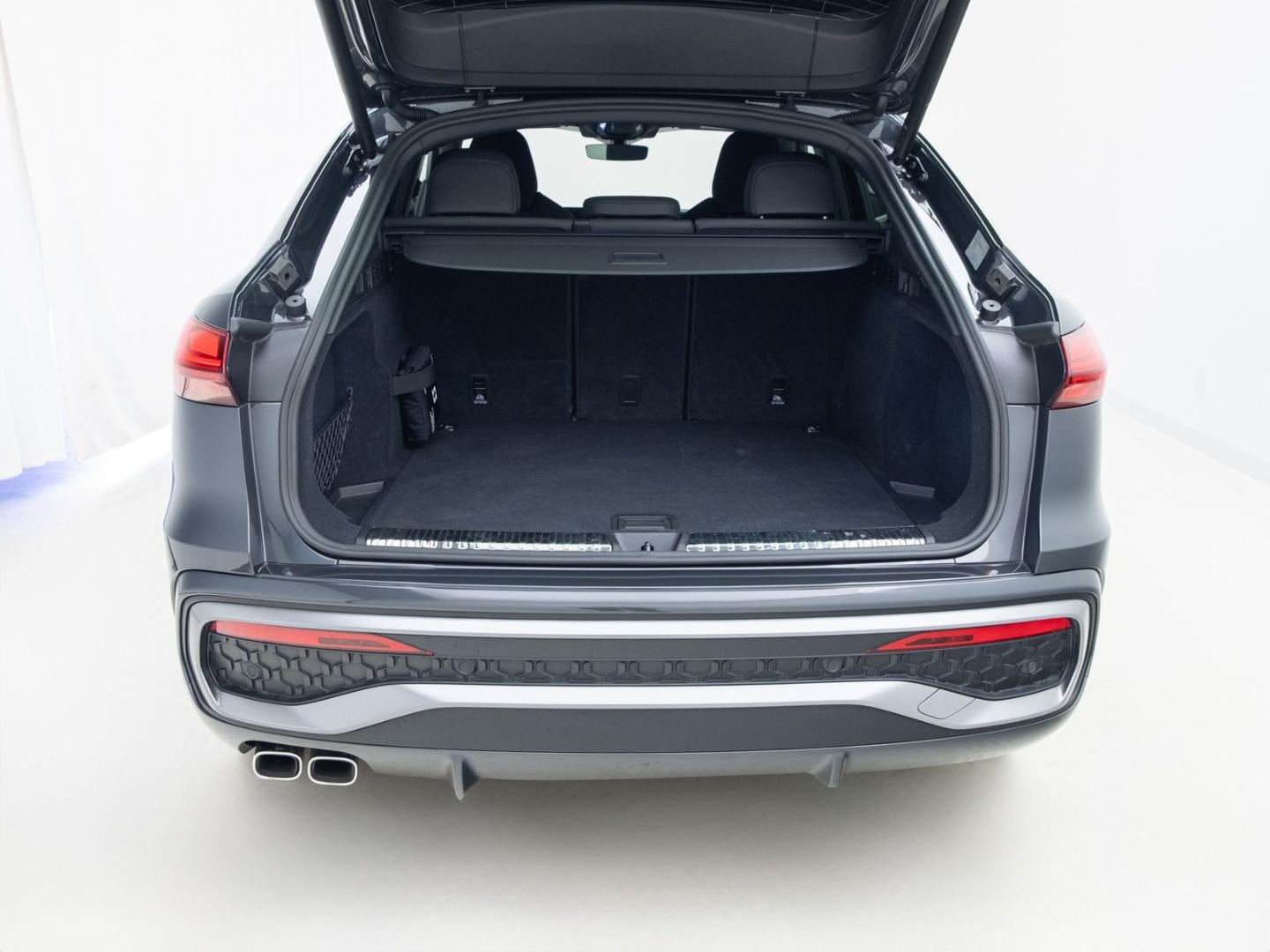 Bild über Audi Q5 Sportback TDI quattro 150 kW S tronic - für weitere Informationen kontaktieren Sie den Audi Partner