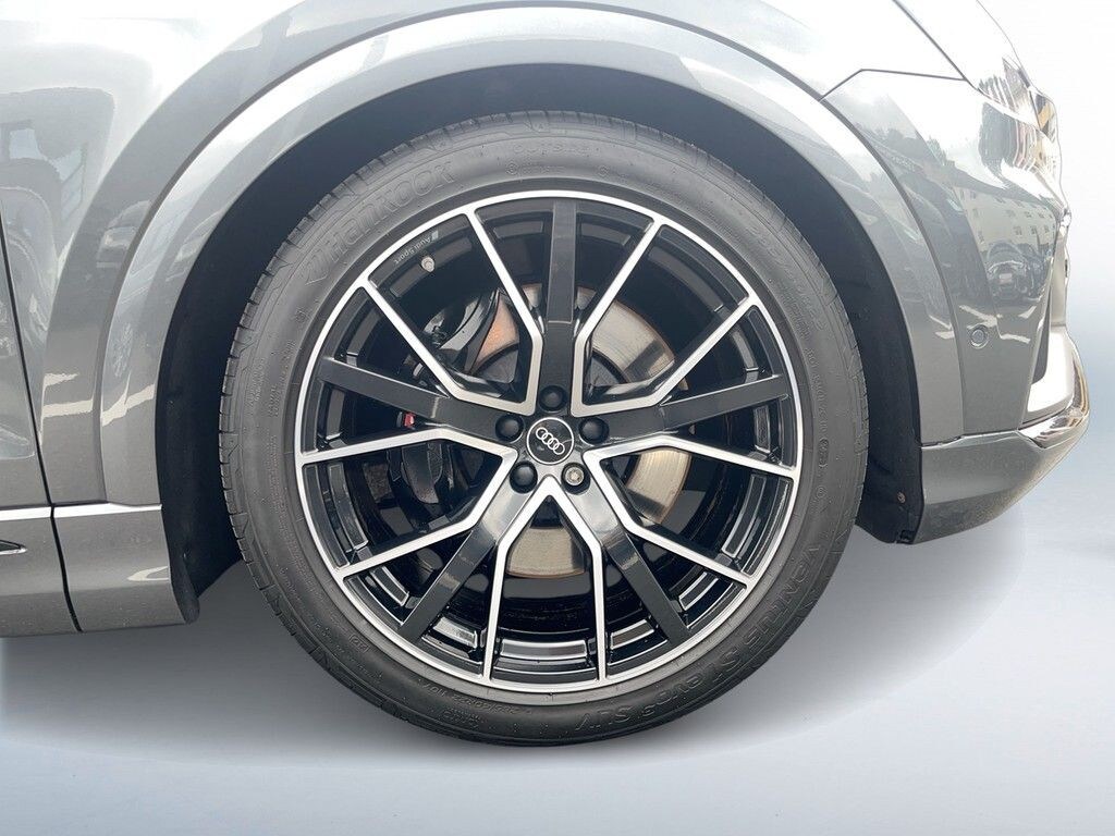 Image about Audi SQ8 TDI quattro tiptronic