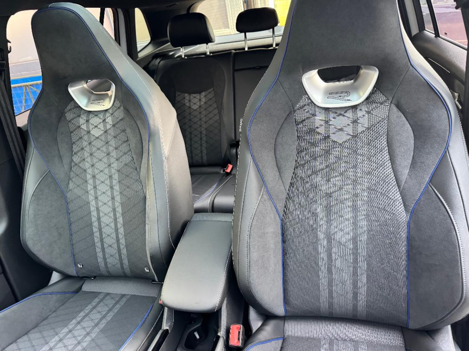Volkswagen Tiguan – Bild 8
