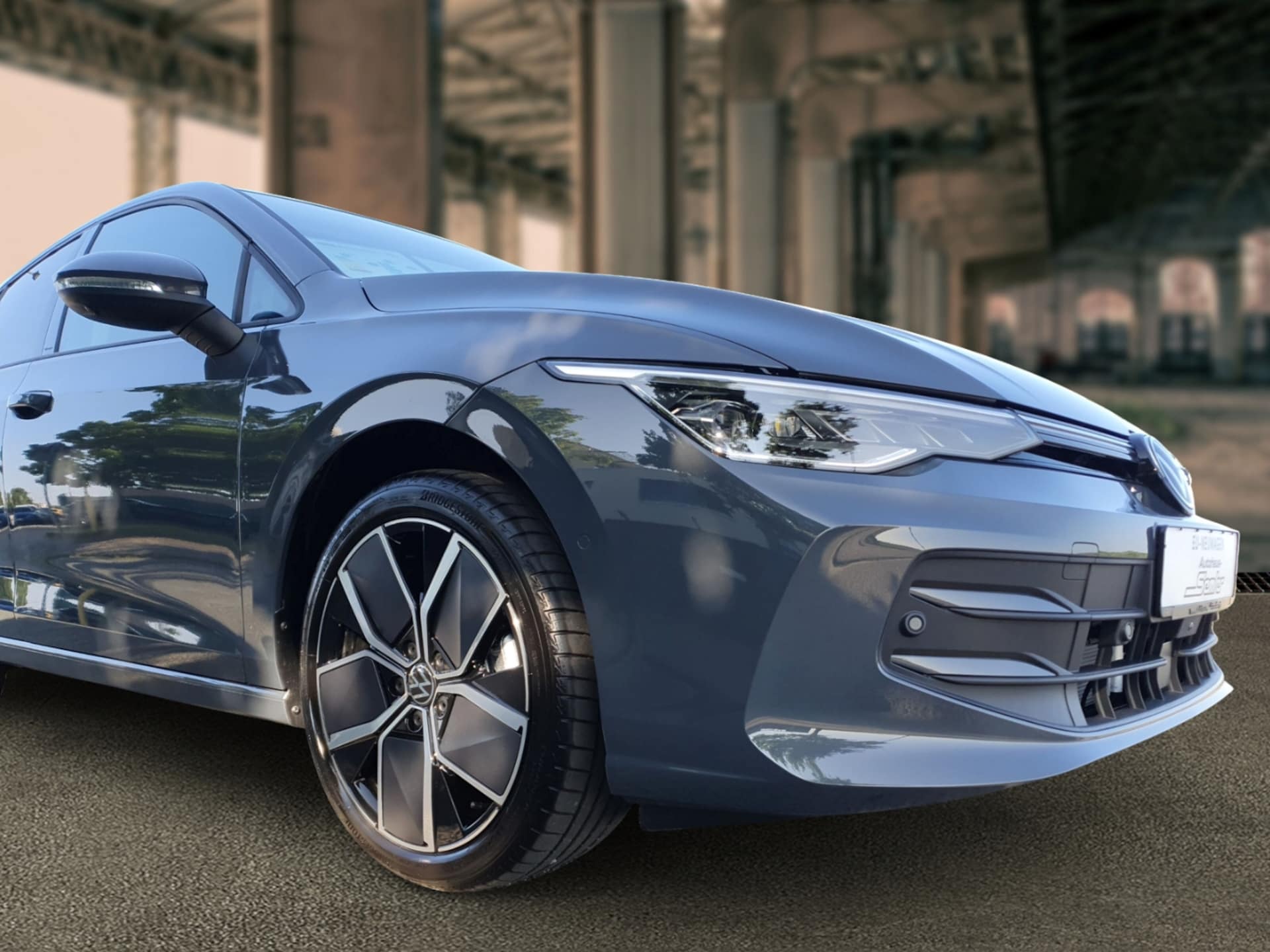 Volkswagen Golf Life