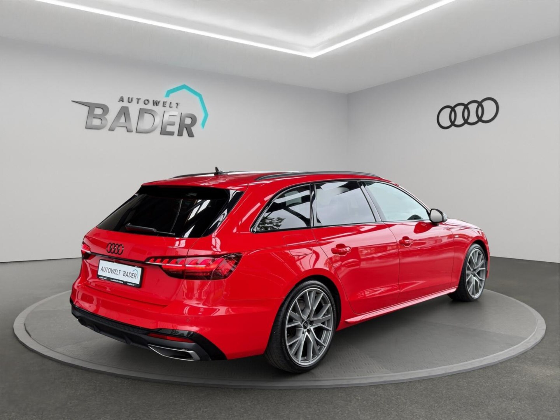 Audi A4 Avant S line