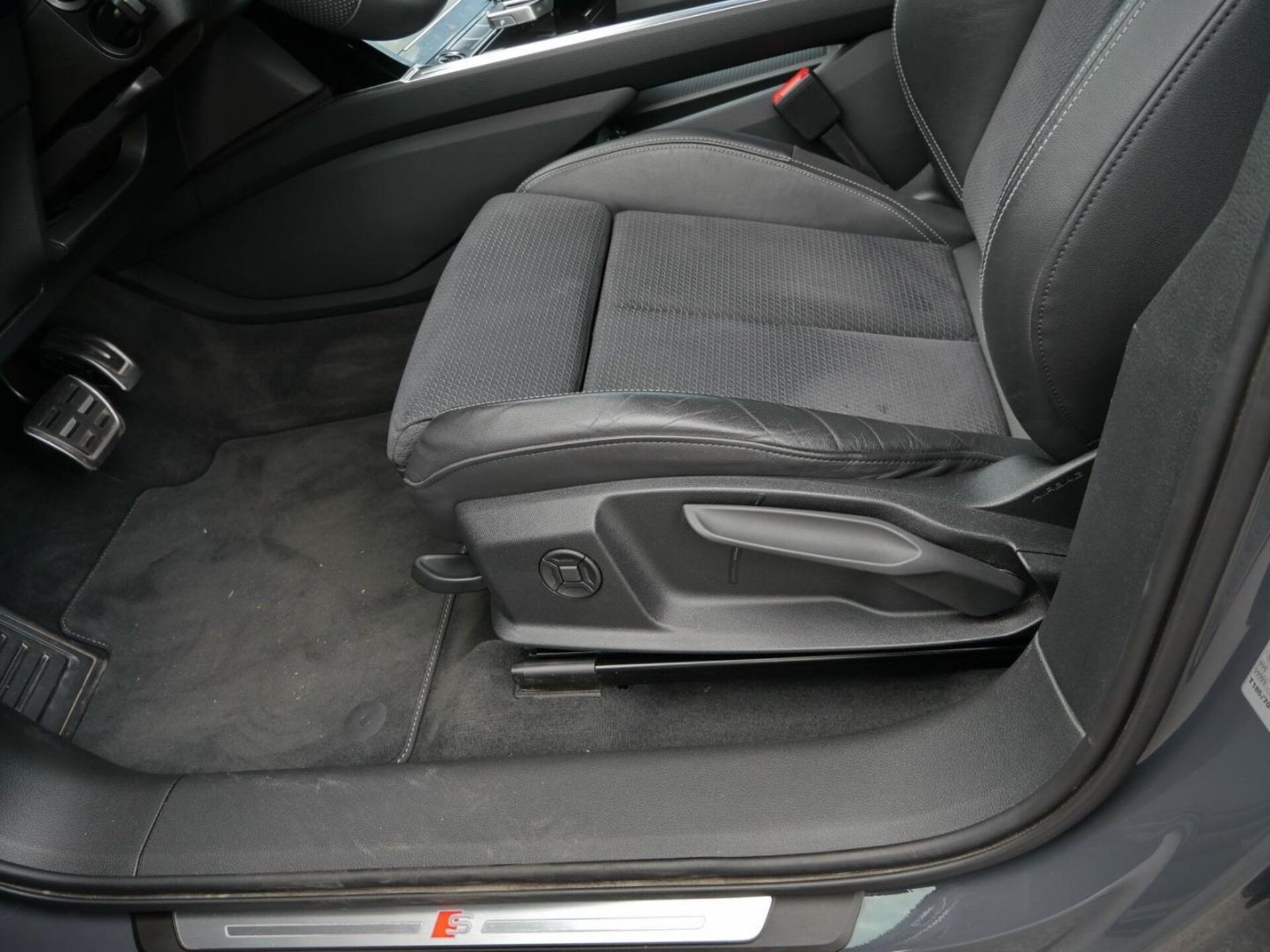 Audi Q8 e-tron Advanced