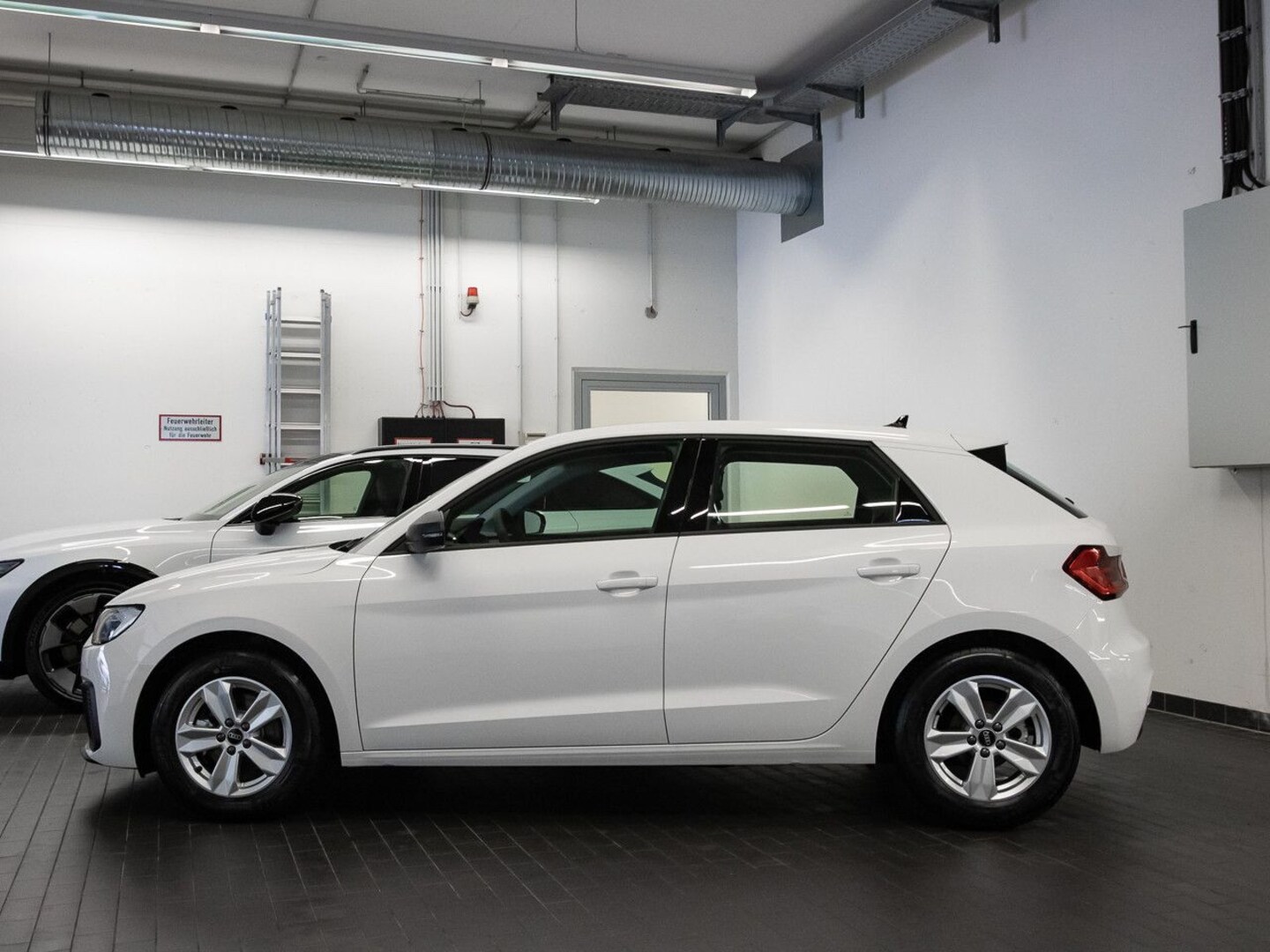 Bild über Audi A1 Sportback 30 TFSI S tronic - für weitere Informationen kontaktieren Sie den Audi Partner