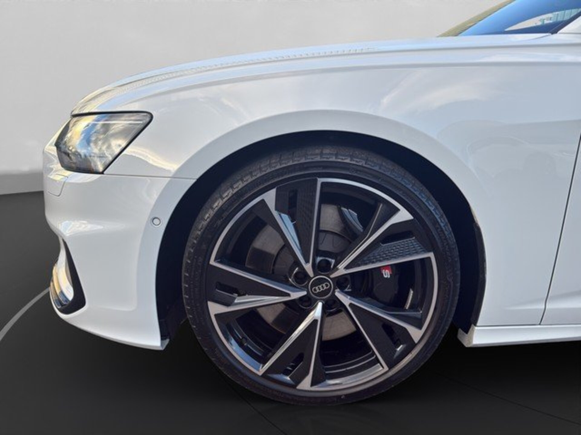 Audi S6 Avant