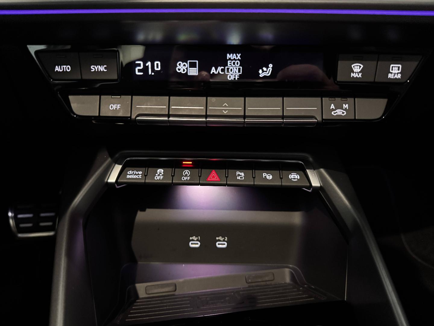 Image about Audi A3 Sportback S line 35 TFSI Hybride 110 kW (150 ch) S tronic