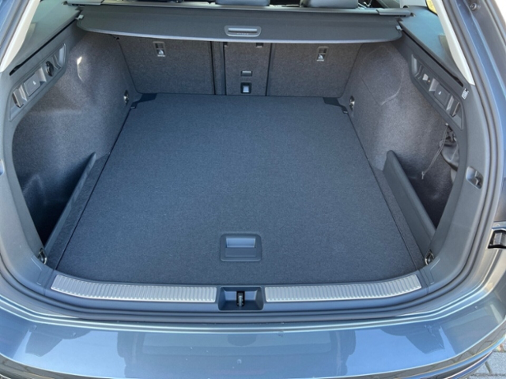 Volkswagen Passat Elegance