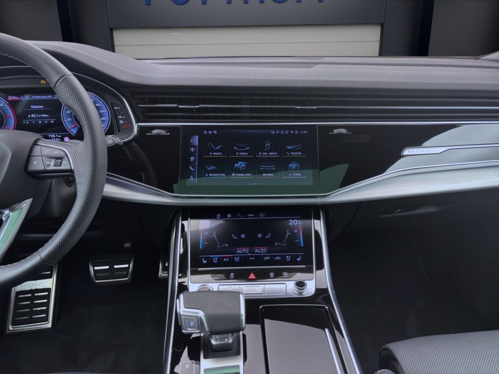 Audi Q8 SUV