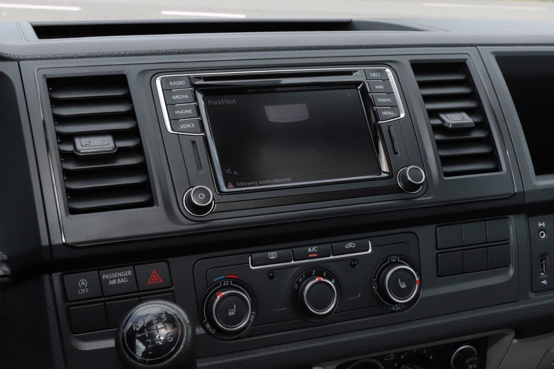 Volkswagen T6 Transporter Kombi kurzer Radstand