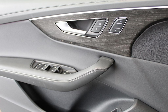 2026 Audi Q8 Prestige - Photo 16