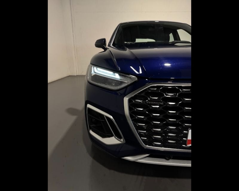 Immagine di Audi Q5 Sportback S line plus 40 TDI quattro 150 kW (204 CV) S tronic - Vista: for more details contact your dealer