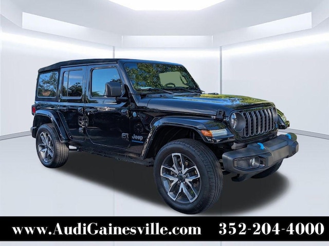 Photo of 2024 Jeep Wrangler 