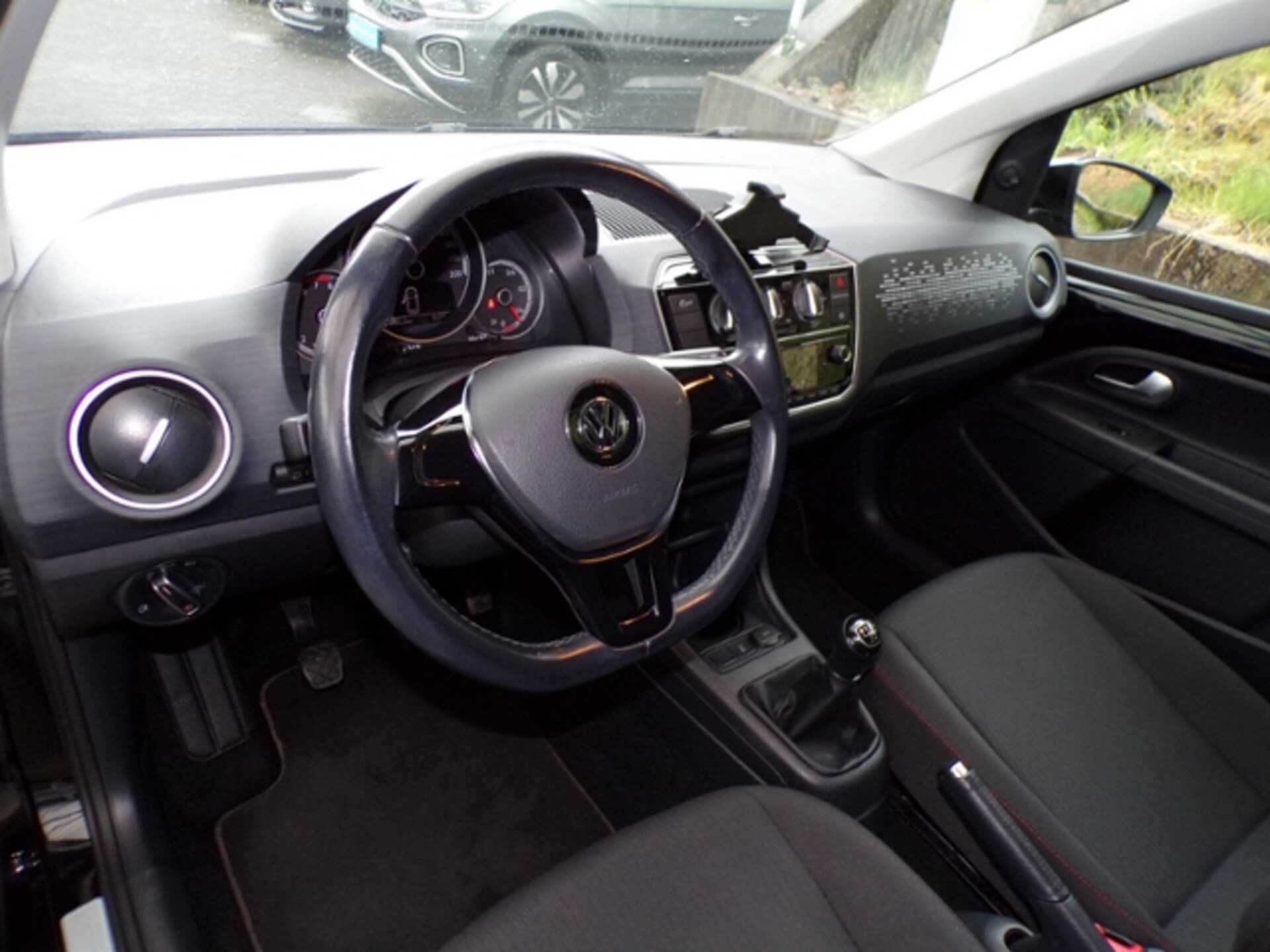 Volkswagen up! sound up!