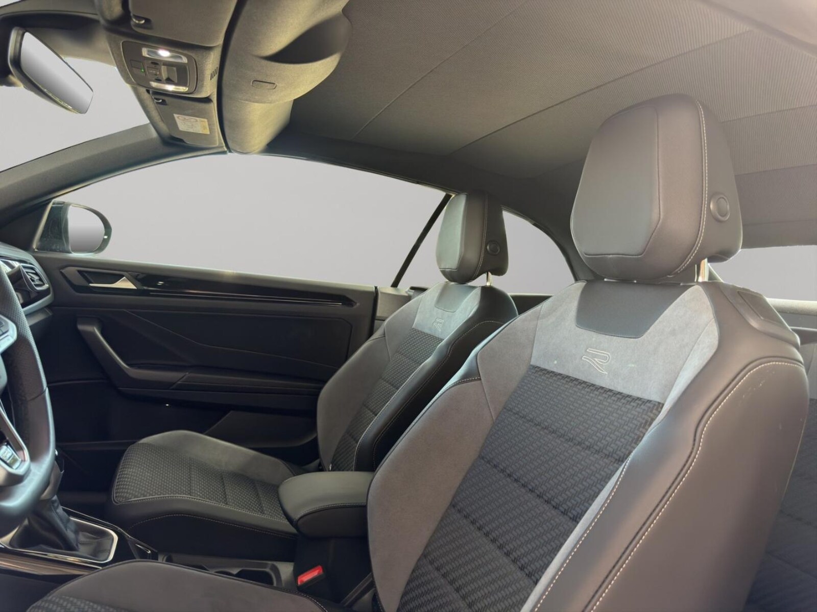 Volkswagen T-Roc Cabriolet – Bild 19