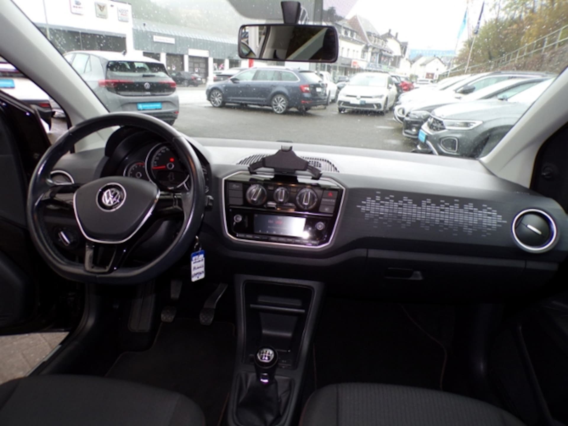 Volkswagen up! sound up!