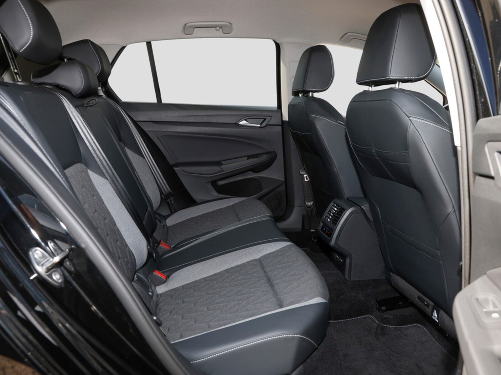 Volkswagen Golf – Bild 11