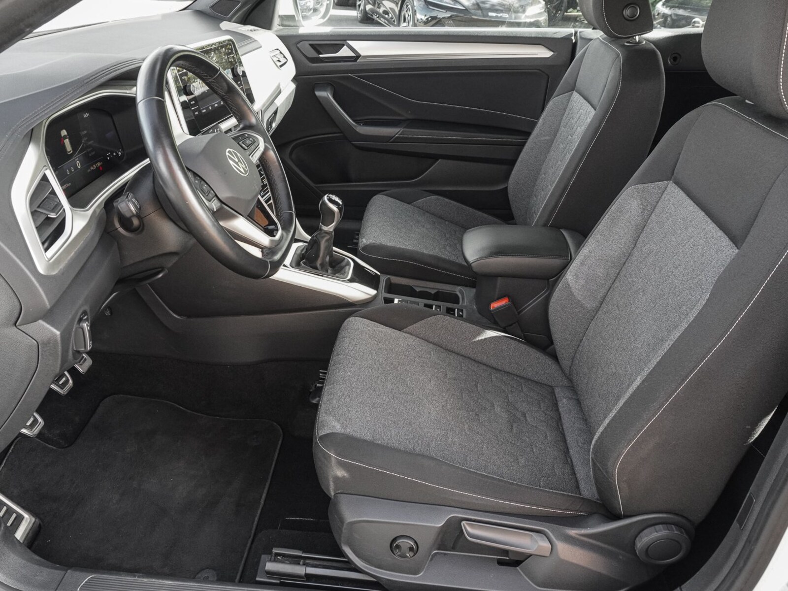 Volkswagen T-Roc Cabriolet – Bild 16