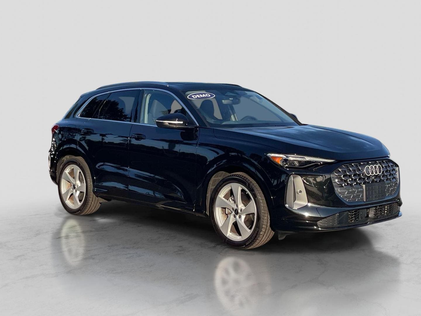 2025 Audi Q5 40 Prestige's photo