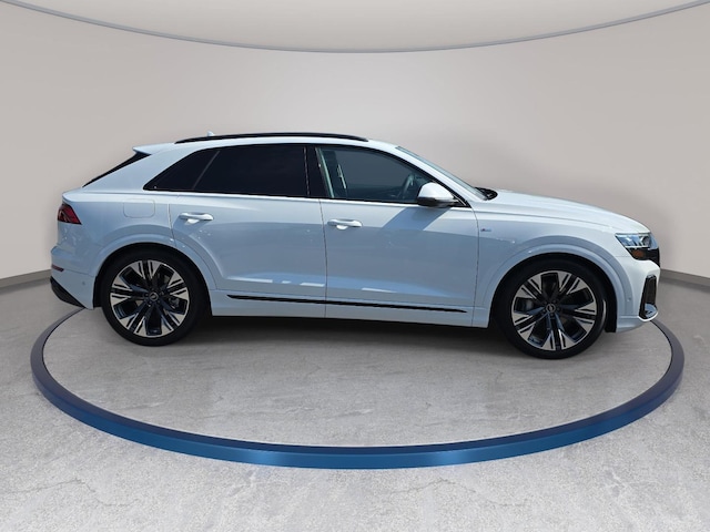 2026 Audi Q8