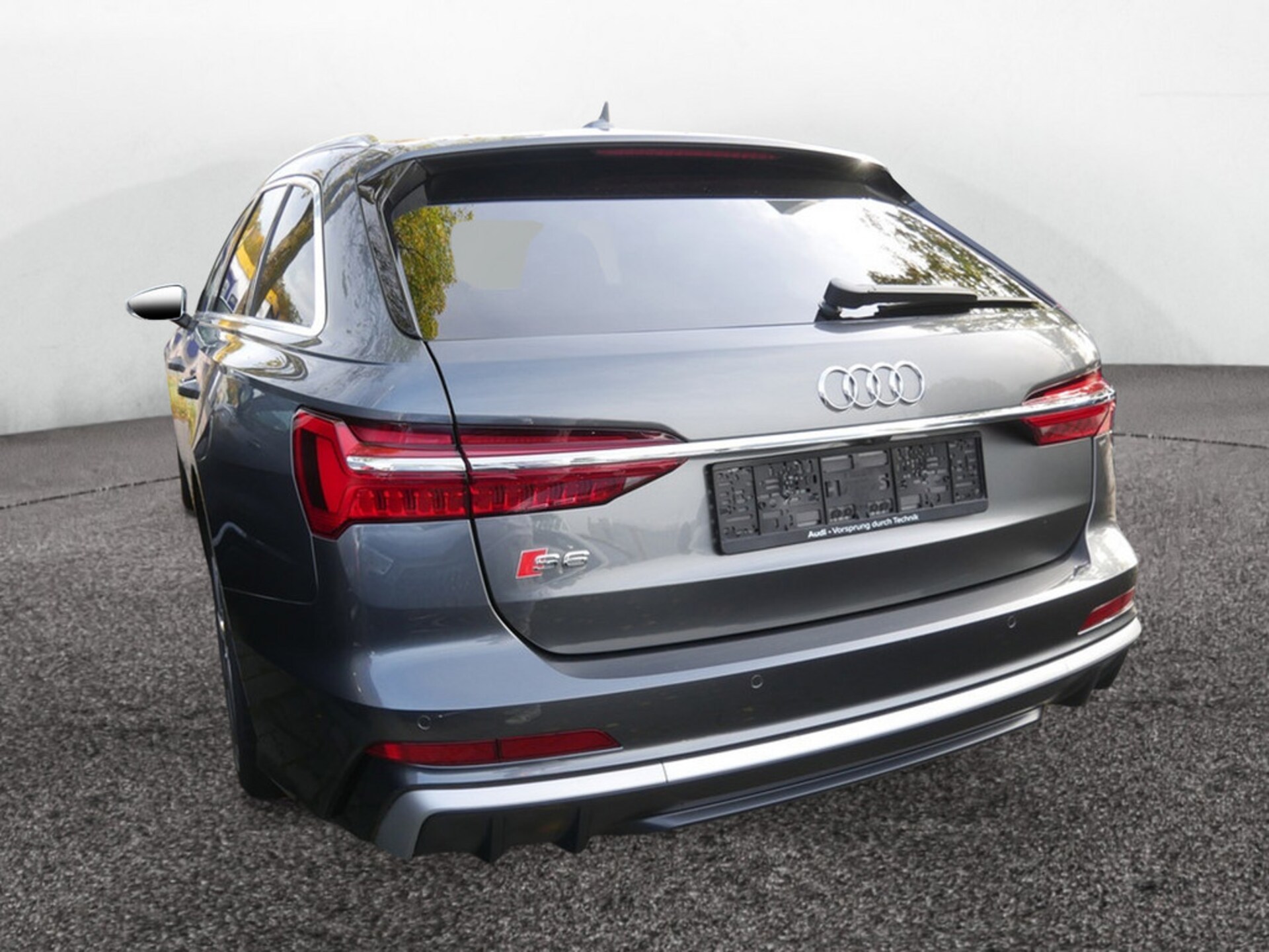 Audi S6 Avant