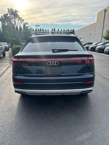 2025 Audi Q8
