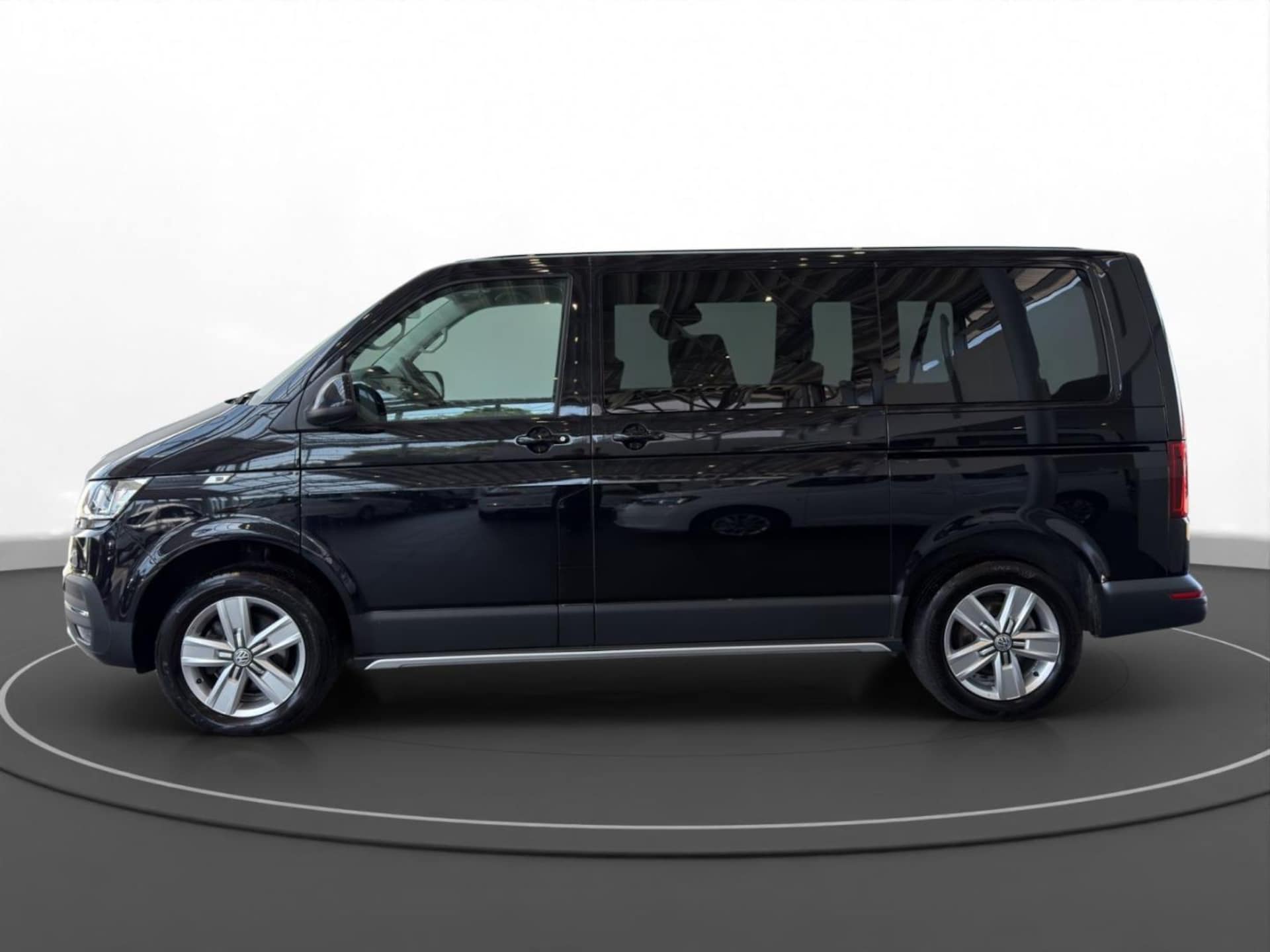 Volkswagen T6.1 Transporter Kombi kurzer Radstand