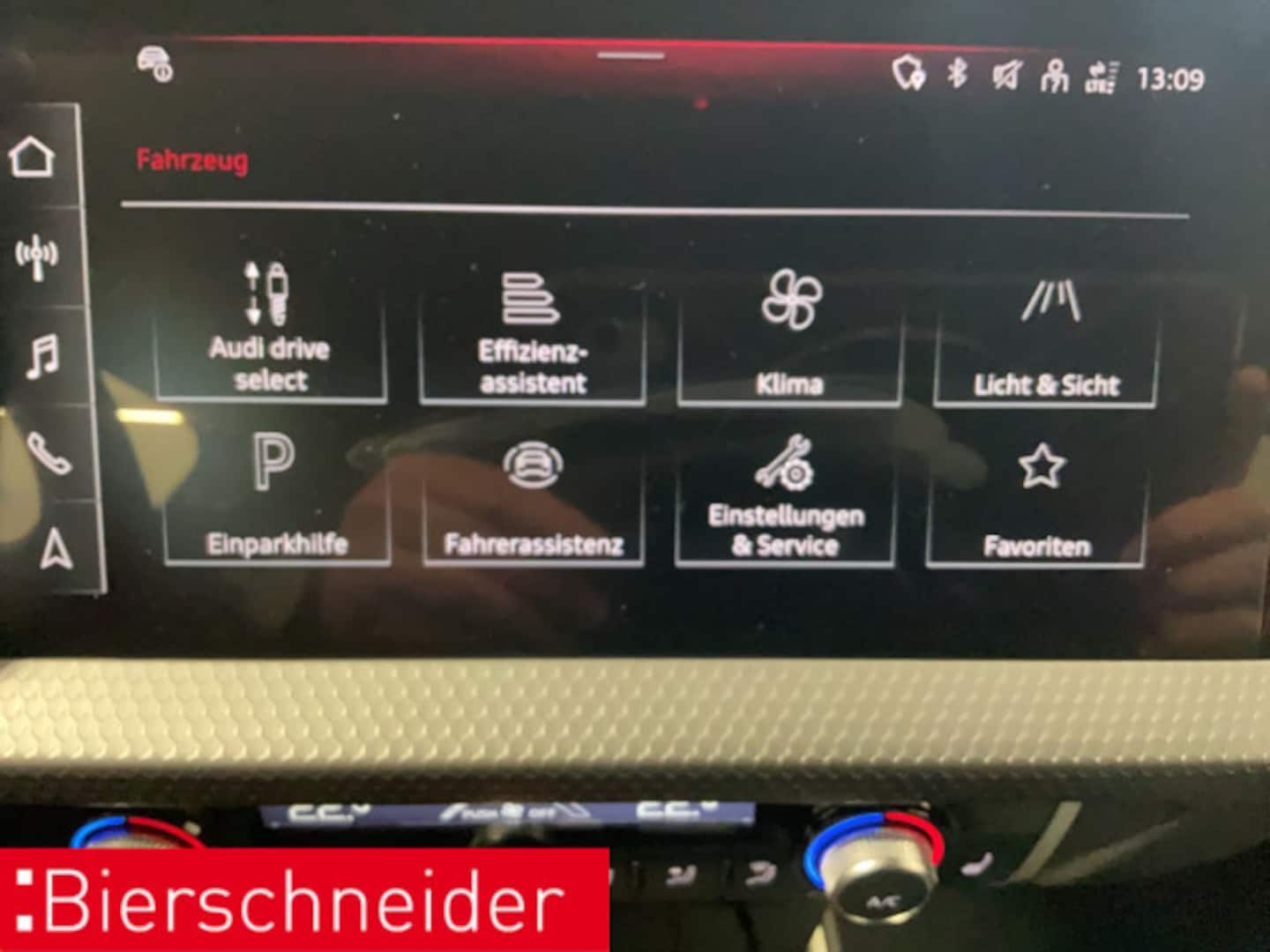 Bild über Audi A1 Sportback S line 40 TFSI S tronic - für weitere Informationen kontaktieren Sie den Audi Partner