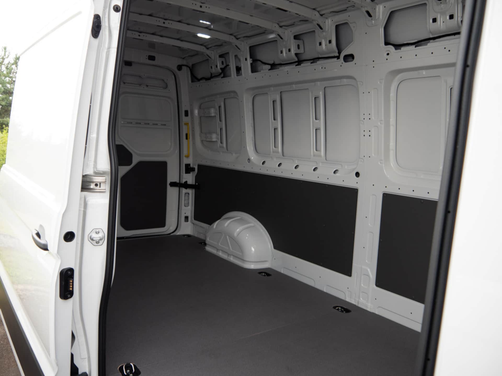 Volkswagen Crafter Kasten langer Radstand