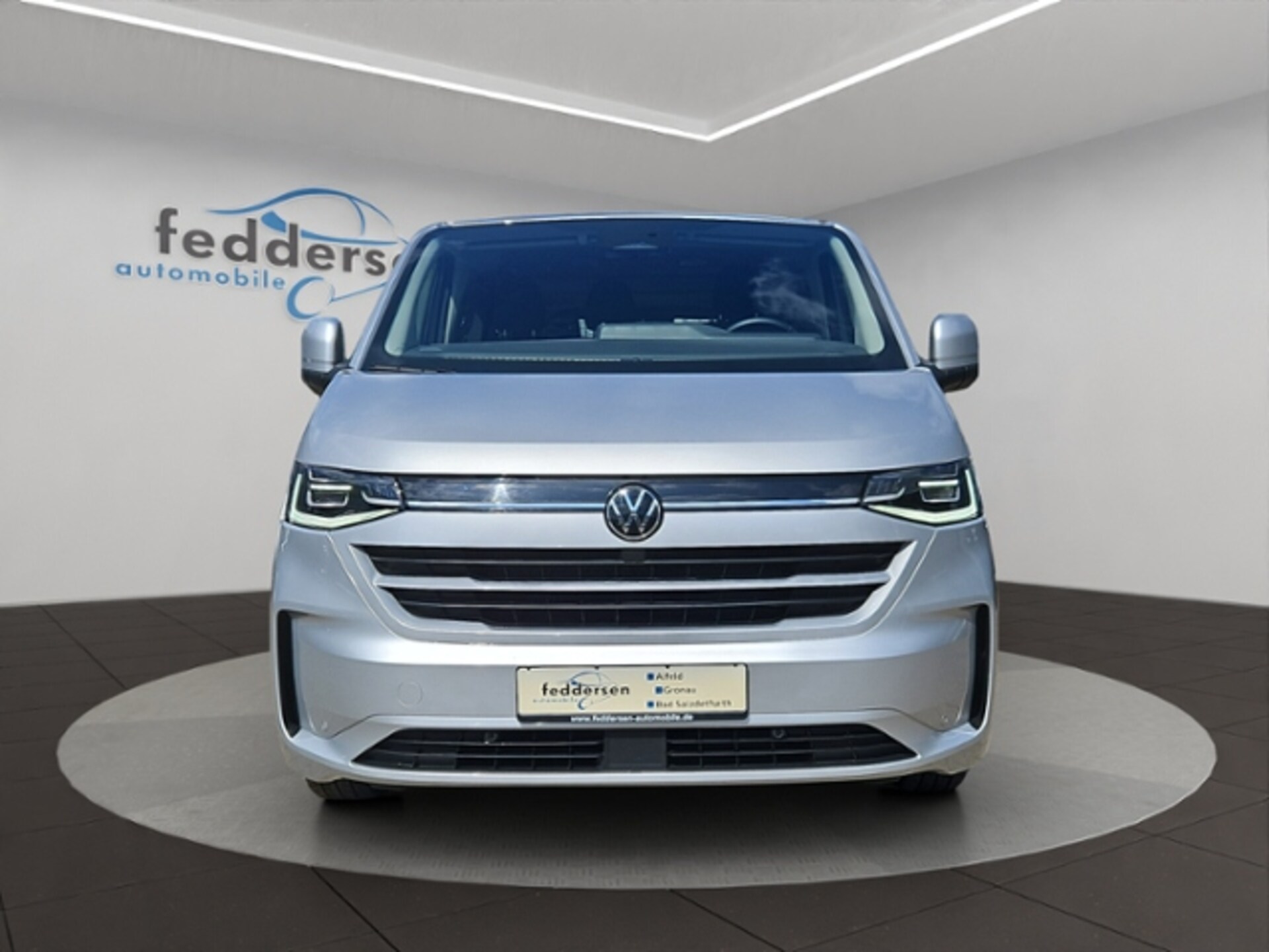 Volkswagen Caravelle Style