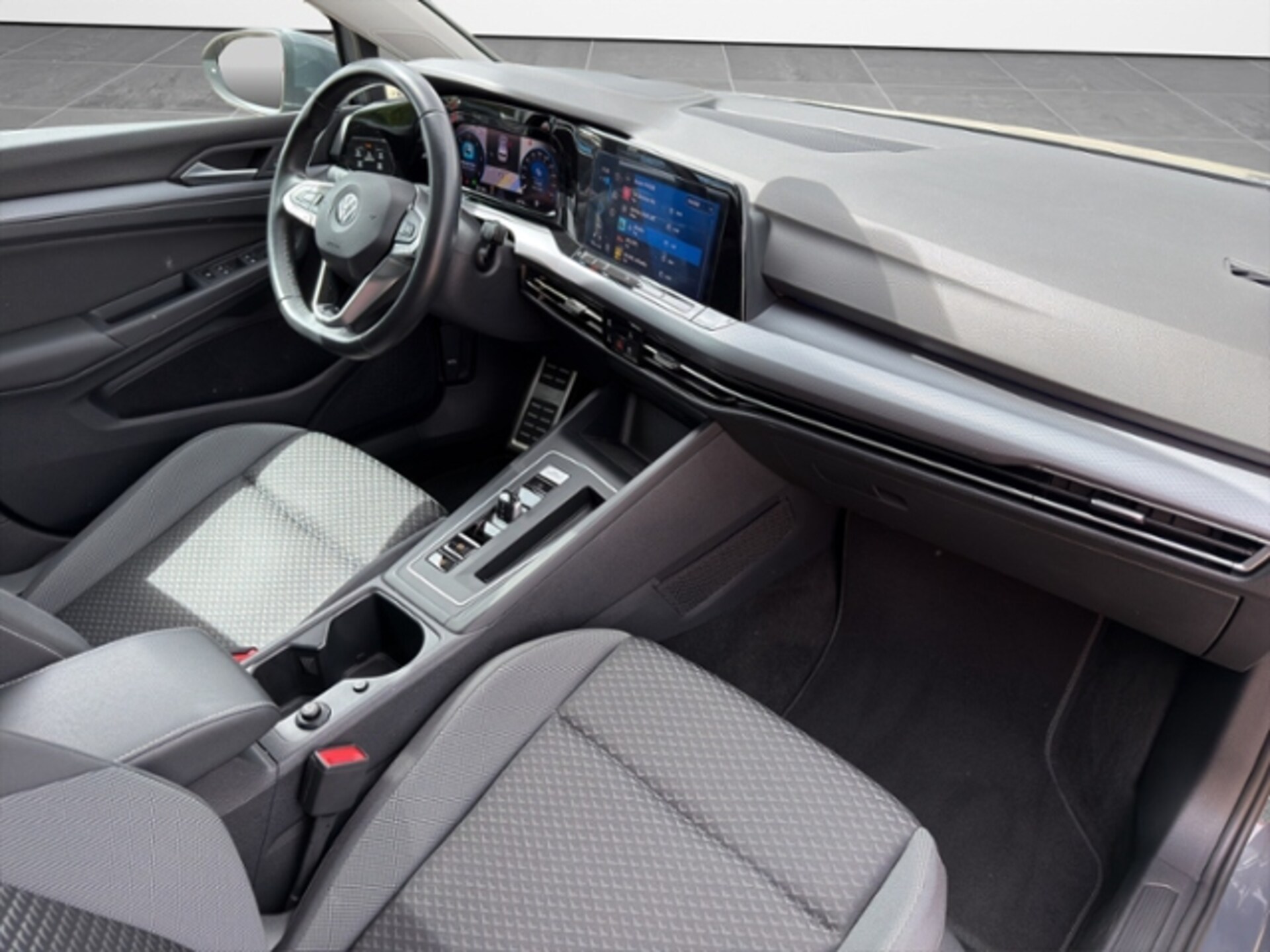 Volkswagen Golf Active