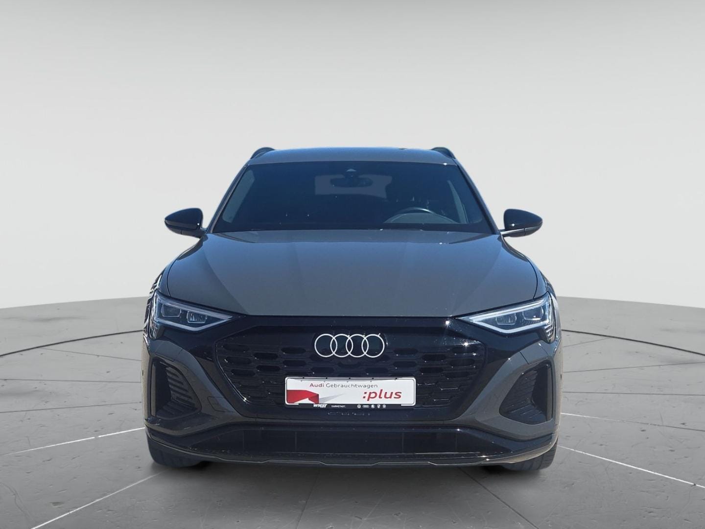 Bild über Audi Q8 e-tron S line 50 e-tron quattro - für weitere Informationen kontaktieren Sie den Audi Partner