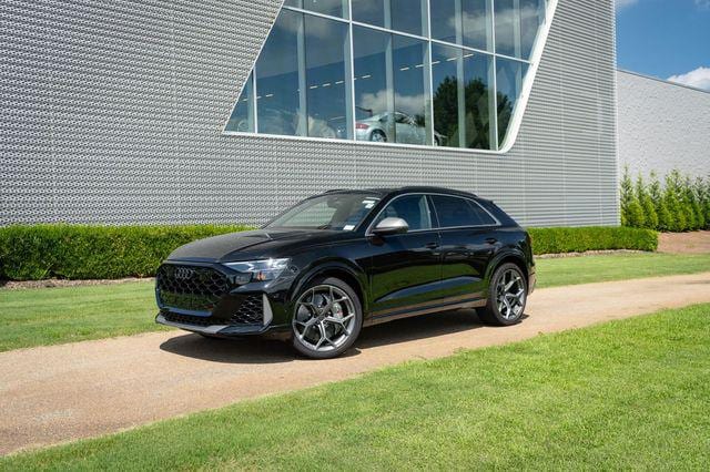 2026 Audi RS Q8 SUV performance