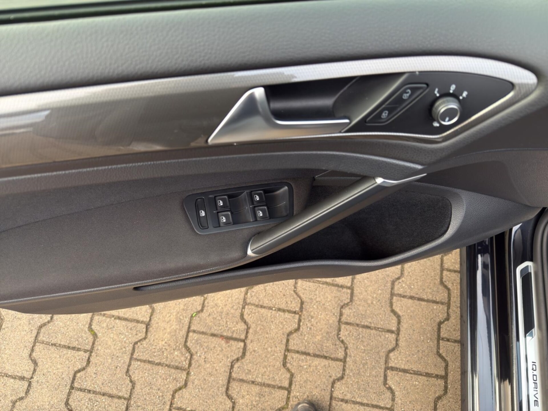Volkswagen Golf IQ.DRIVE