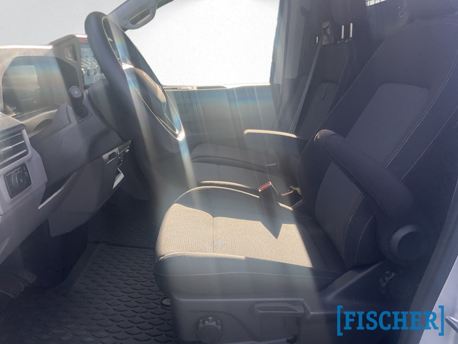 Volkswagen Transporter Kasten langer Radstand – Bild 14