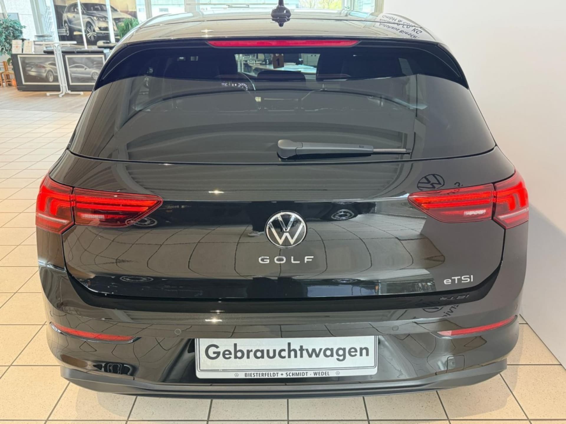 Volkswagen Golf Life