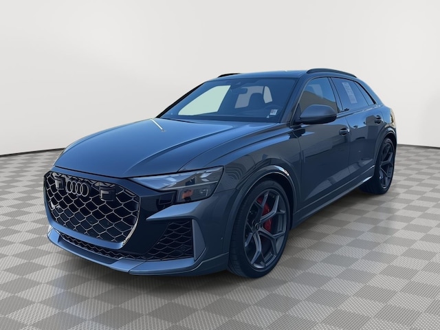 Photo of 2025 Audi RS Q8 SUV performance