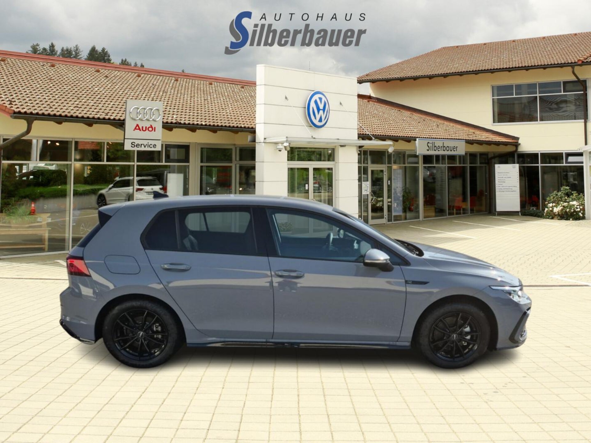 Volkswagen Golf R-Line