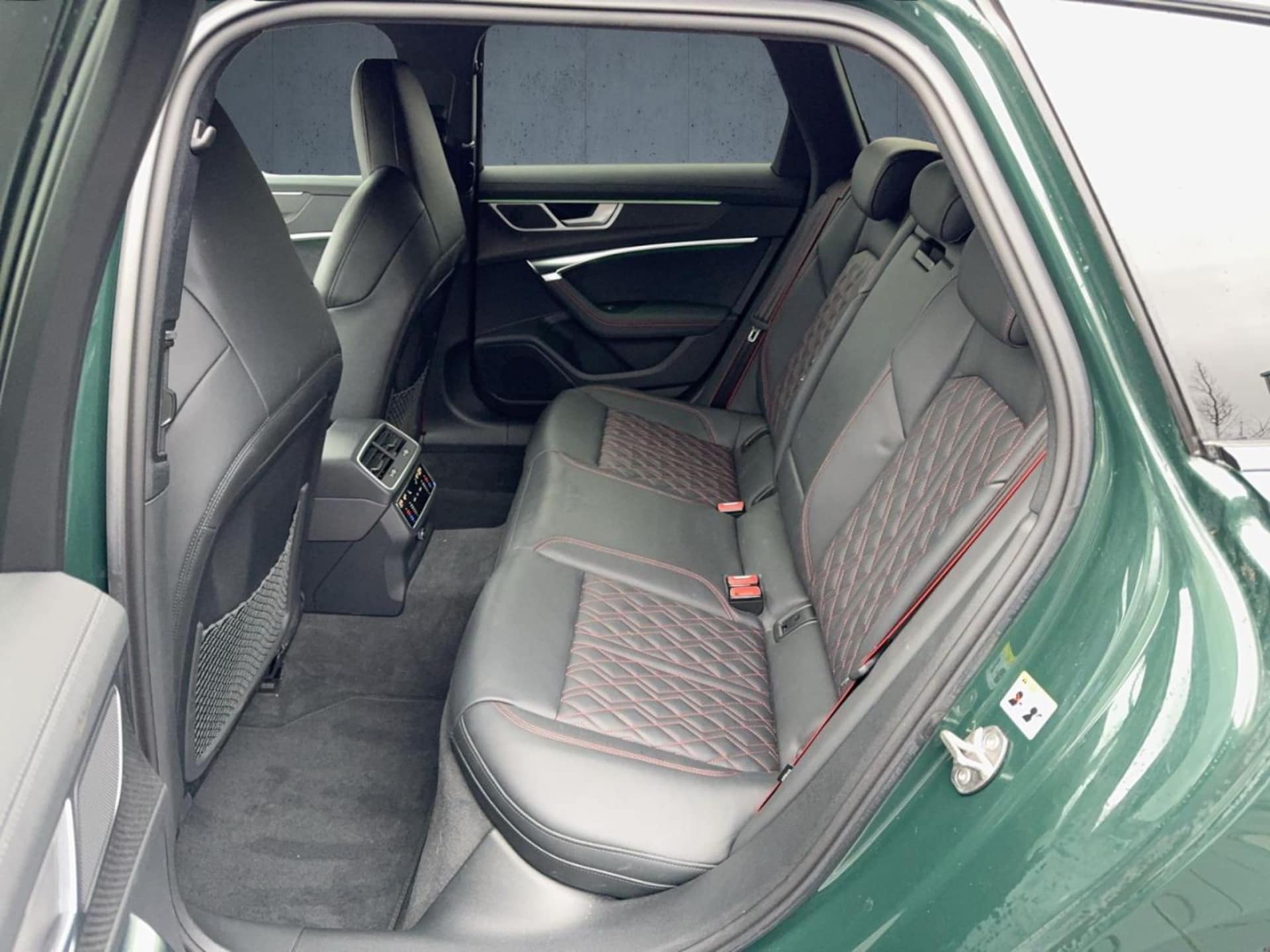 Audi S6 Avant